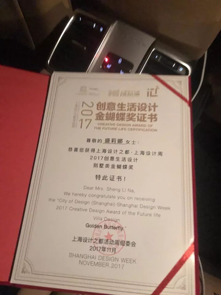 1511932318137972.jpg 4.jpg