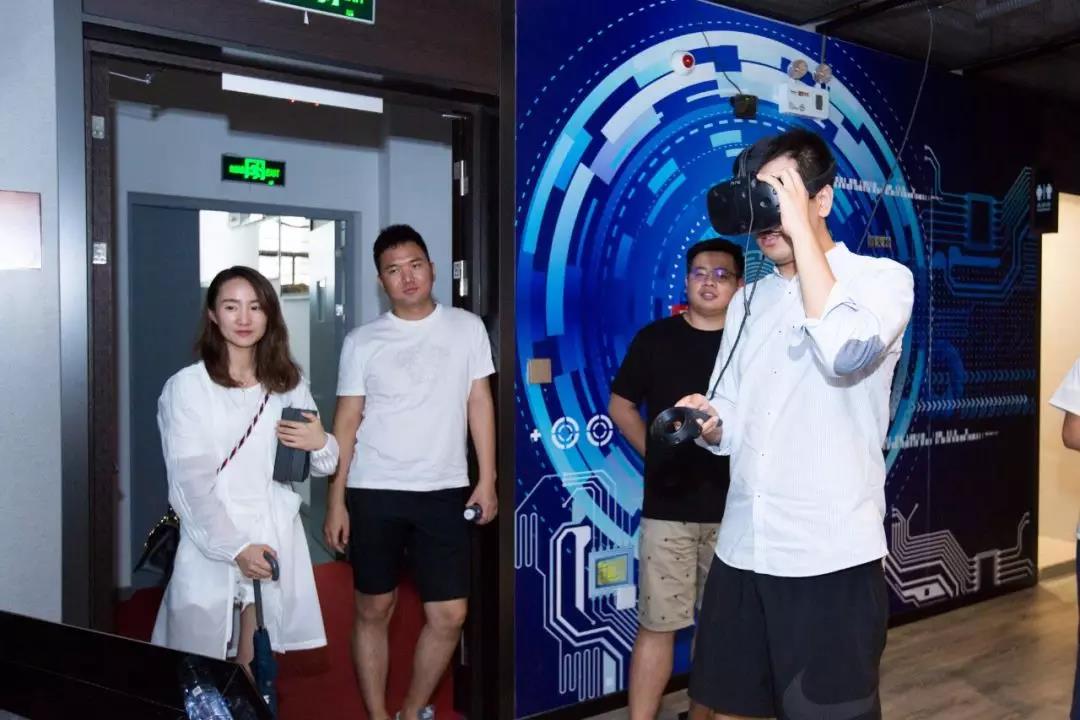 1536997775264129.jpg 1536997775264129.jpg