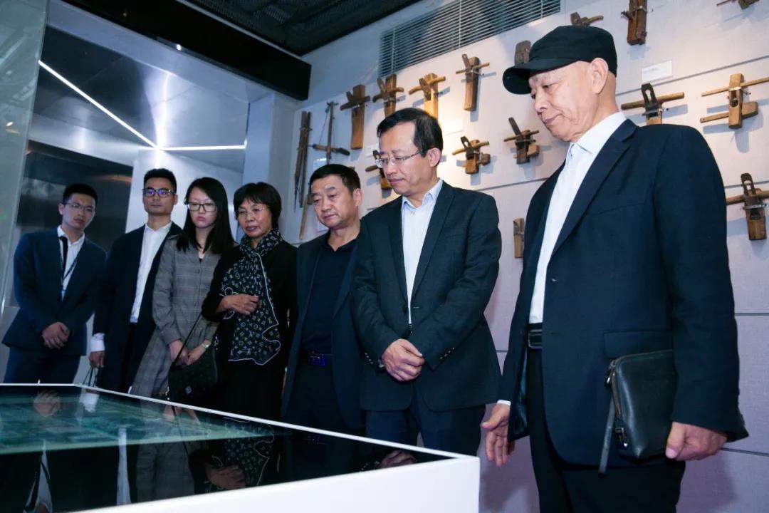 1541556855767342.jpg 1541556855767342.jpg