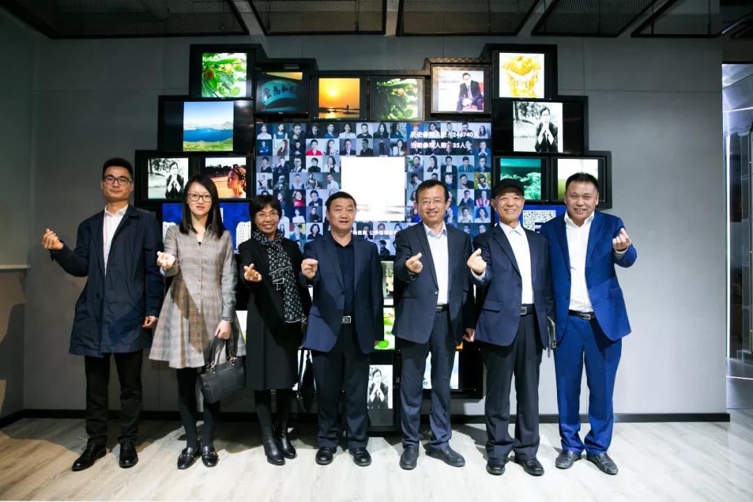 1541556976845789.jpg 1541556976845789.jpg