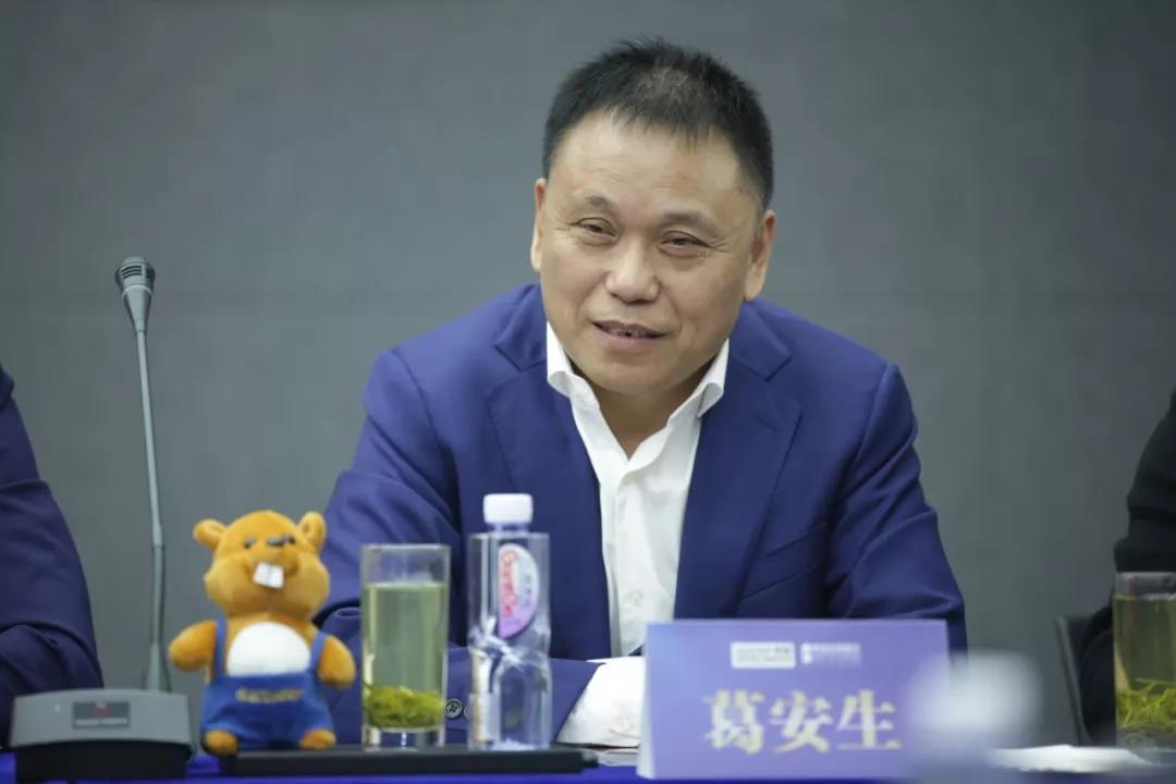 1541557077292616.jpg 1541557077292616.jpg